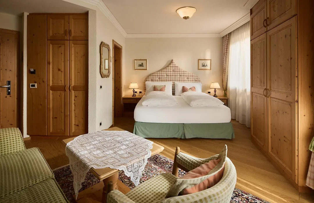 Hotel Sassongher - Preferred Hotels & Resorts-1